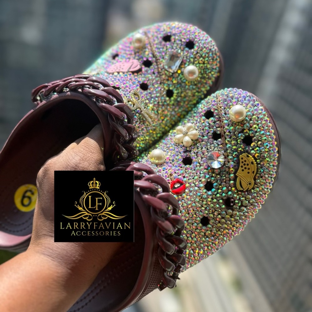Wura (Gold) Crocs